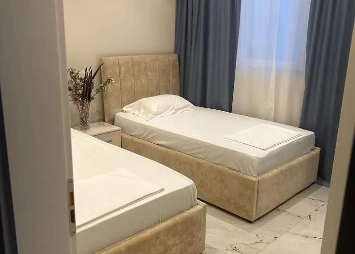 Anna Apartamento Polisi i Vogel